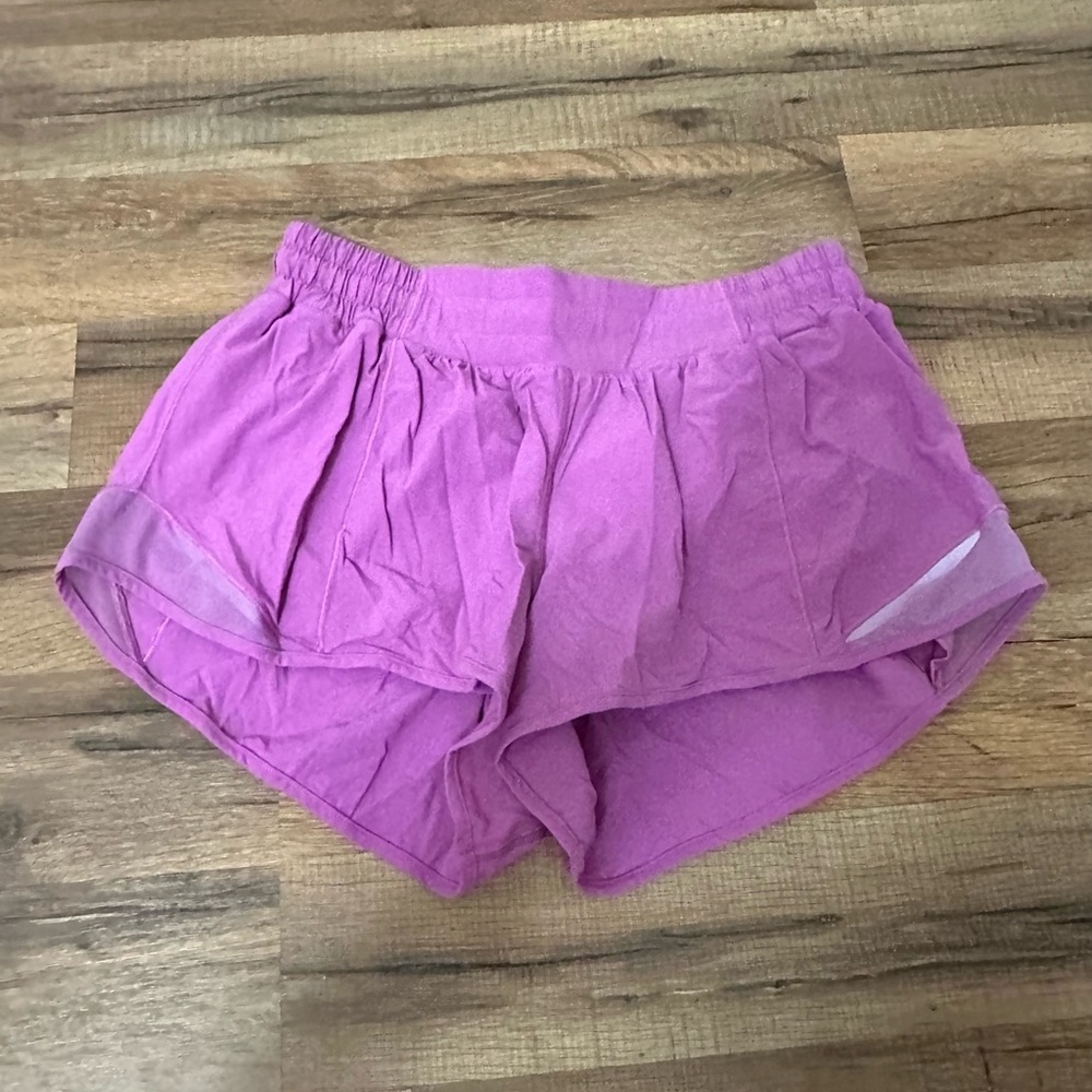 Lululemon Hotty hot shorts